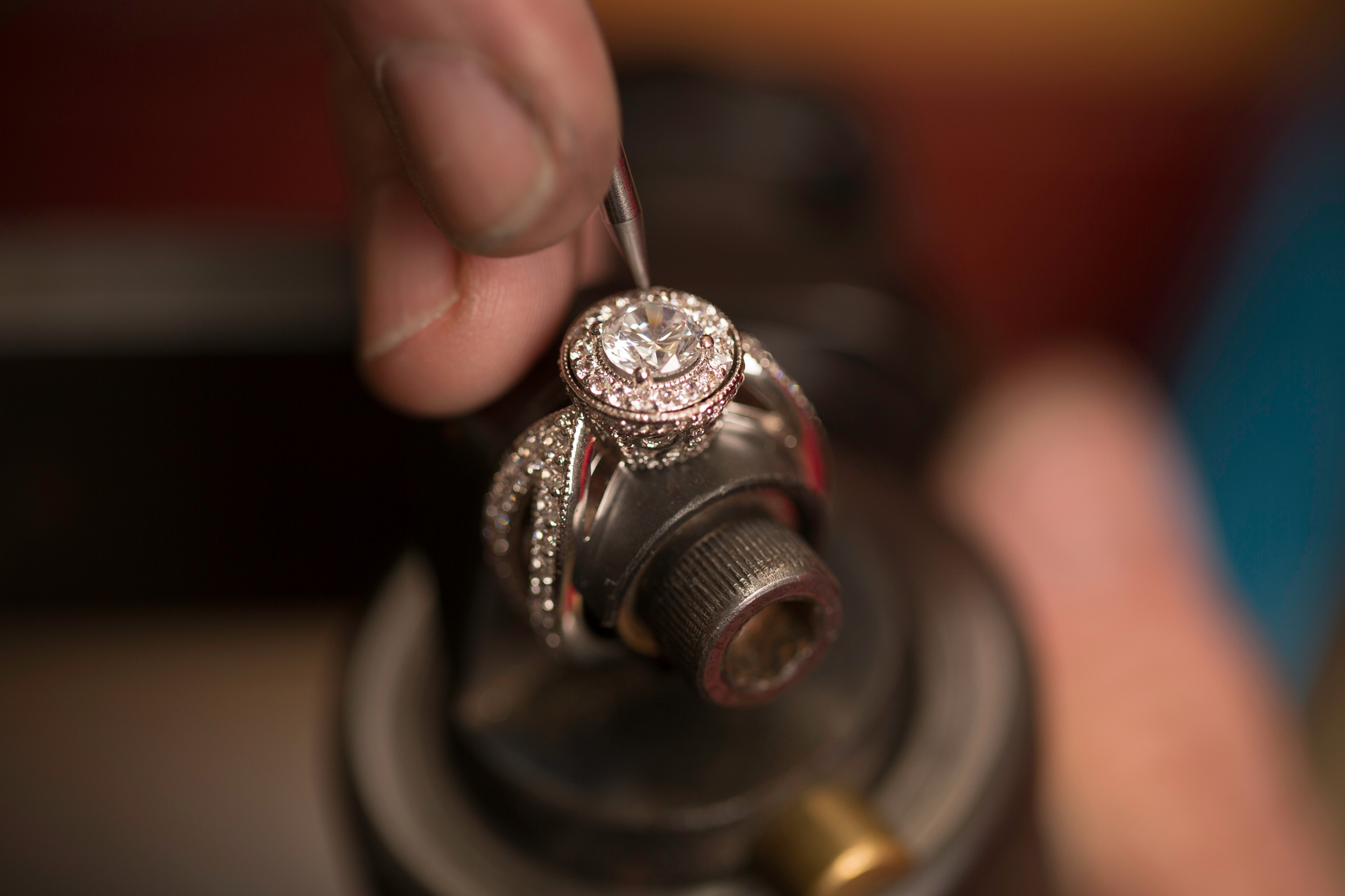 Jeweler Repairs Diamond Ring