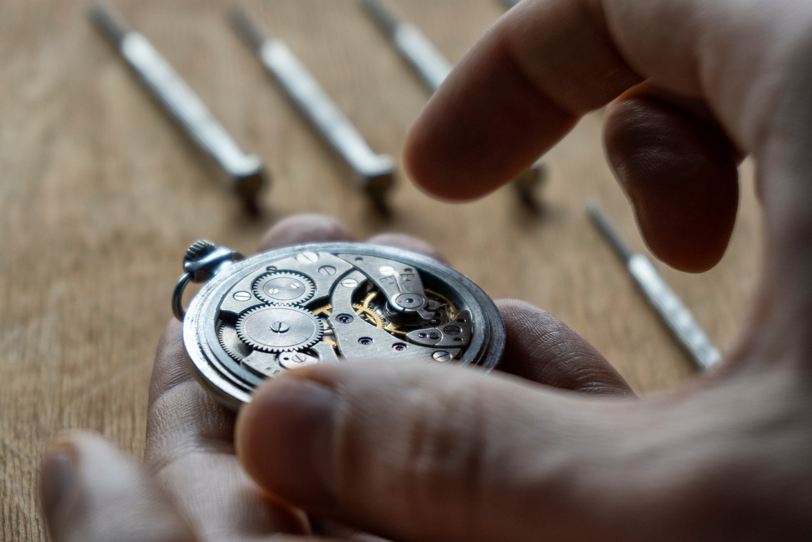 Watchmaker's workshop, mechanical watch repair